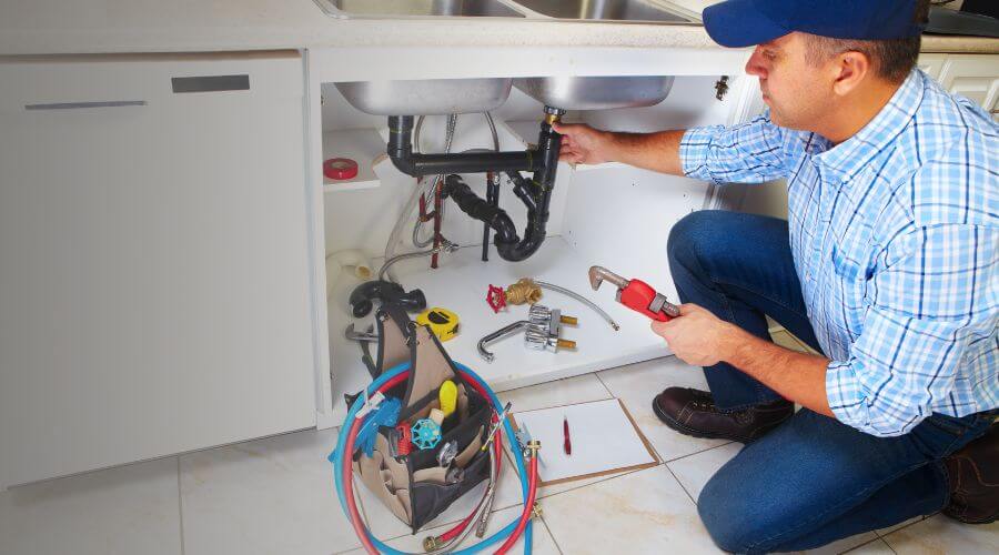 Professional septic tank pumping in Roaring Springs, TX